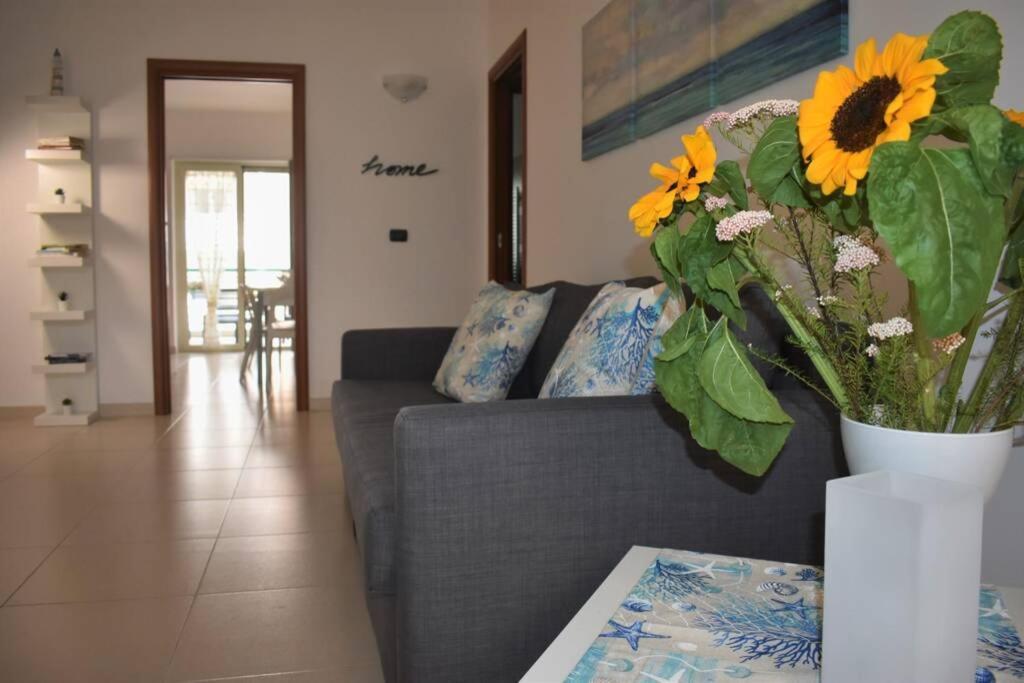 Donna Teresa Accomodation - Holiday House Monopoli Eksteriør billede